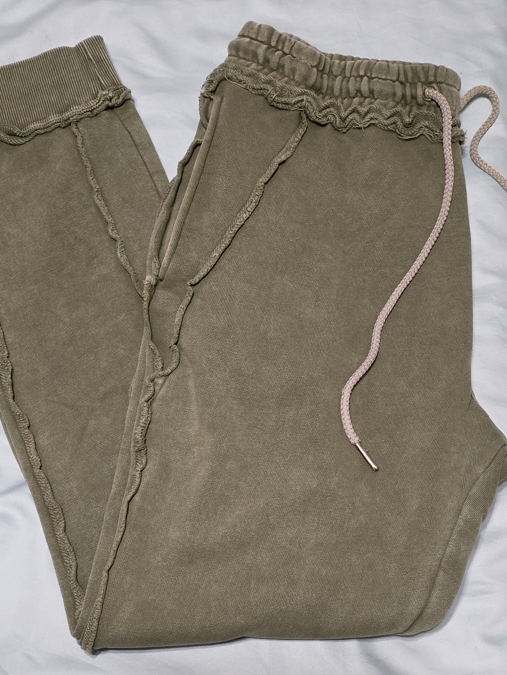 SER.O.YA Trent Joggers Unisex Joggers Olive Stretch Knit Size M